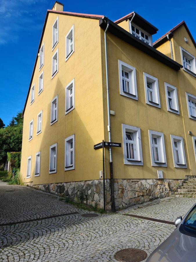 Apartament W Starej Szkole Lägenhet Srebrna Góra Exteriör bild