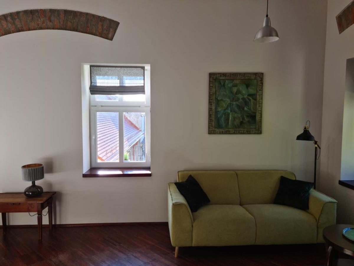 Apartament W Starej Szkole Lägenhet Srebrna Góra Exteriör bild
