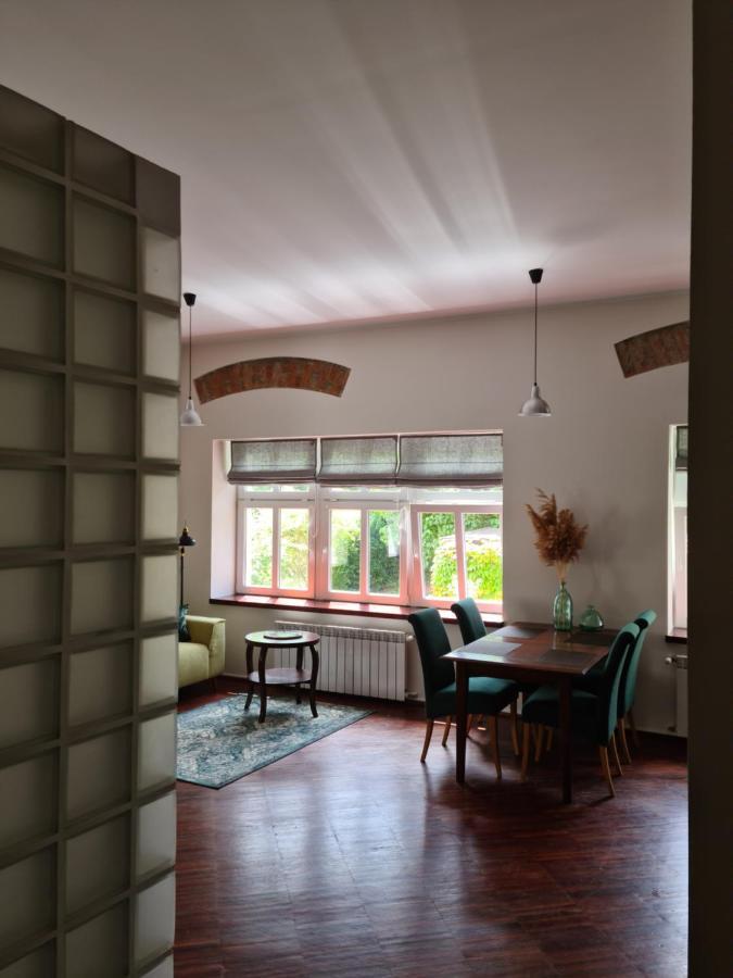 Apartament W Starej Szkole Lägenhet Srebrna Góra Exteriör bild