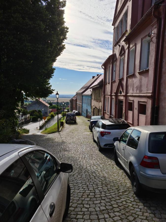 Apartament W Starej Szkole Lägenhet Srebrna Góra Exteriör bild